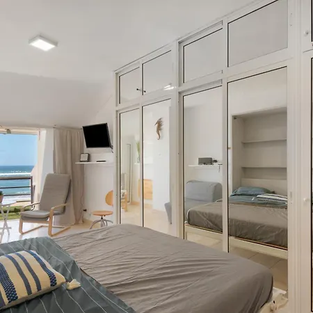 Primera Linea Playa De Canteras