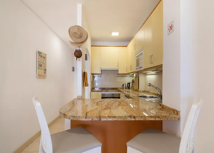 Primera Linea Playa De Canteras Апартаменти